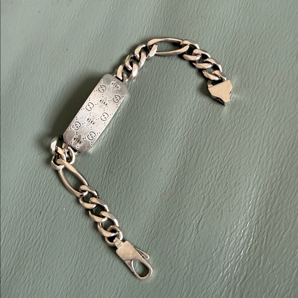 Gucci NWT Authentic Signature Men's GG and Bee Chain ID Bracelet - Picture 7 of 13
